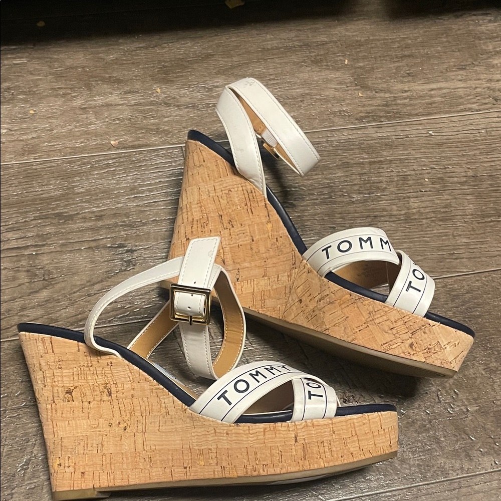 Tommy Hilfiger Cream and Tan Wedge Sandals size 9